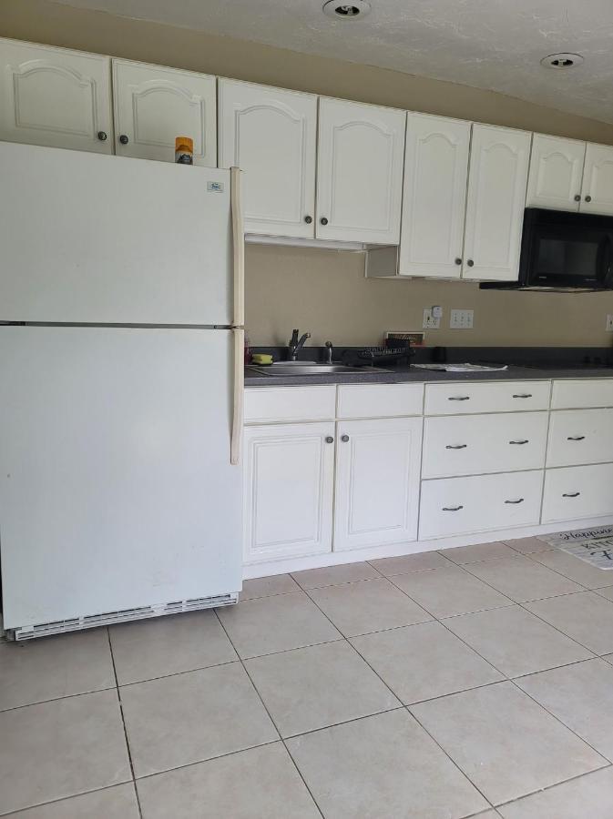 Entire Guesthouse 5 Mins To Siesta Key & Downtown Σεϊρασότα Εξωτερικό φωτογραφία